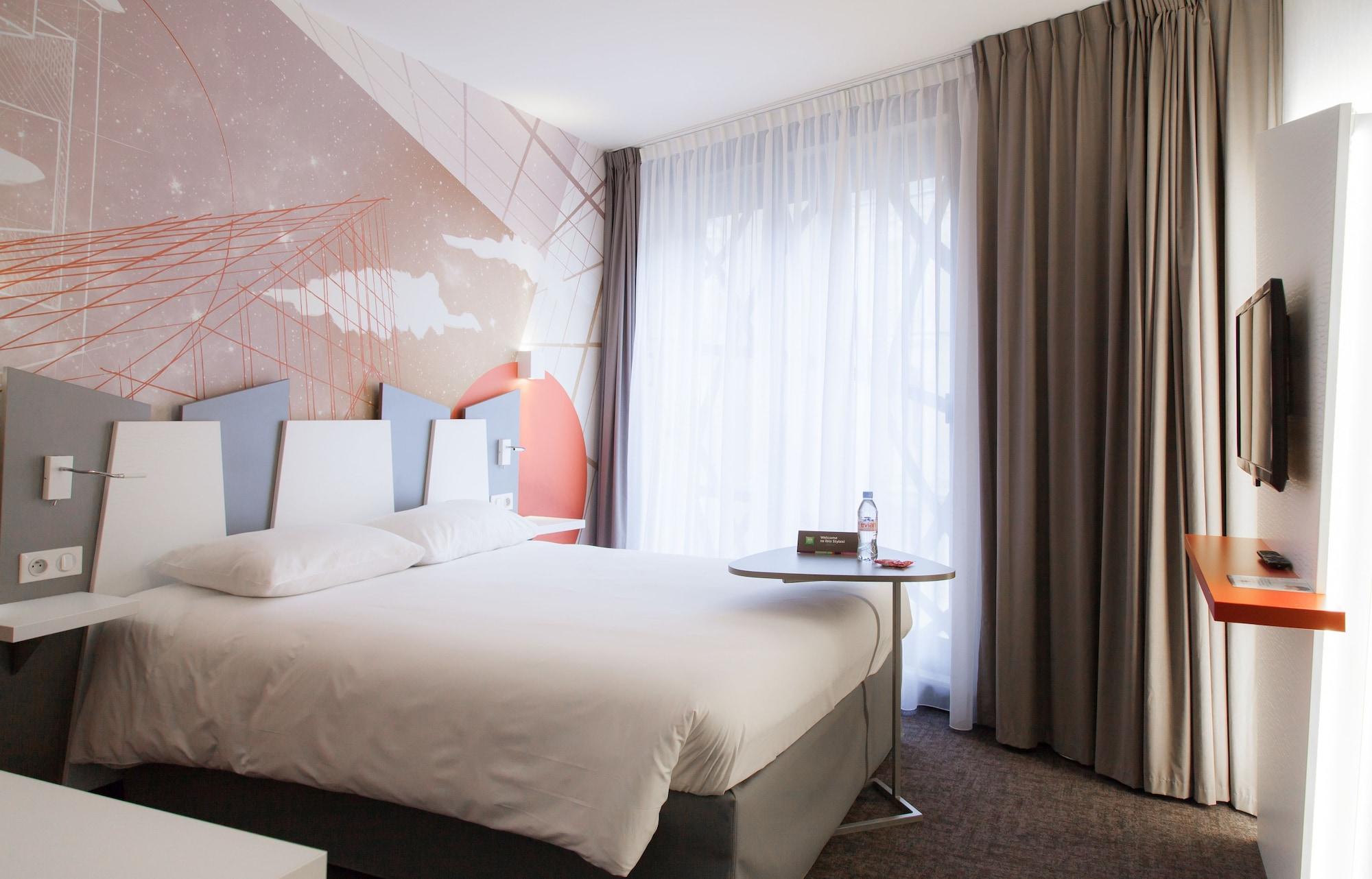 Ibis Styles Poitiers Centre Hotel Exterior photo