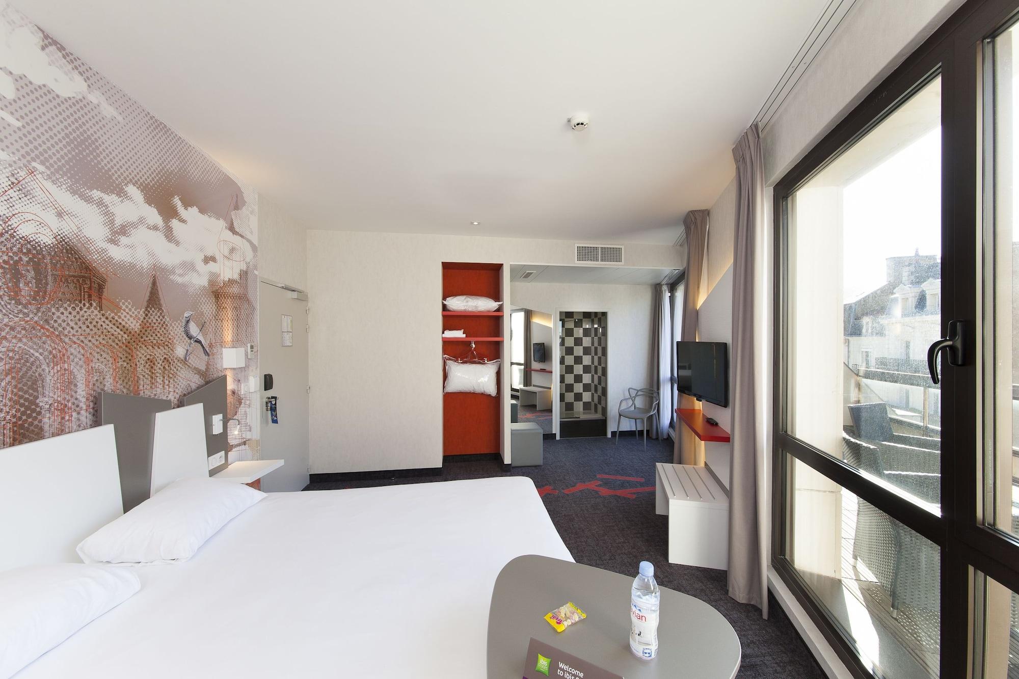 Ibis Styles Poitiers Centre Hotel Exterior photo