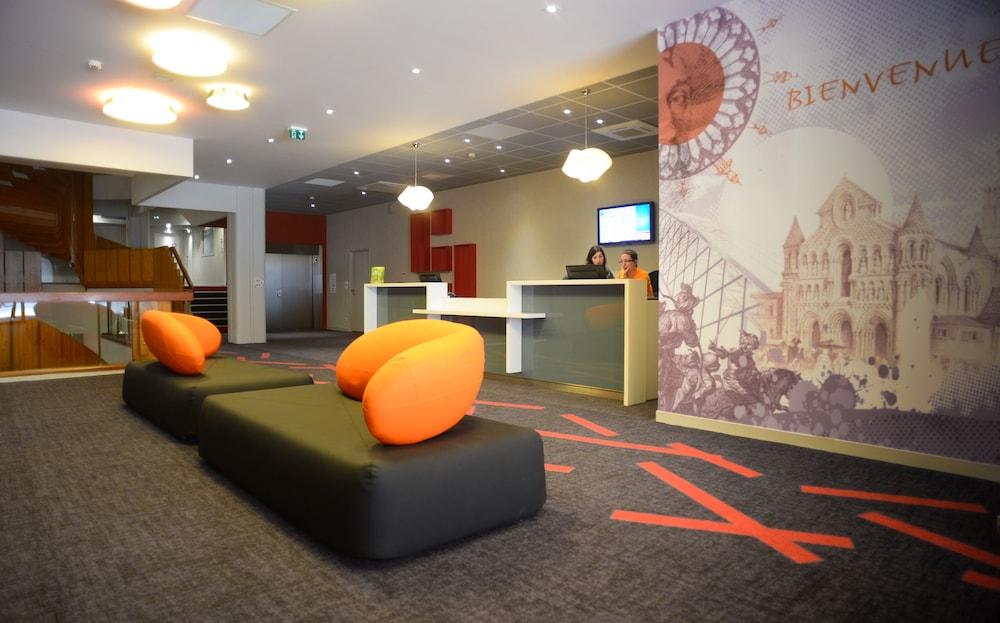 Ibis Styles Poitiers Centre Hotel Exterior photo