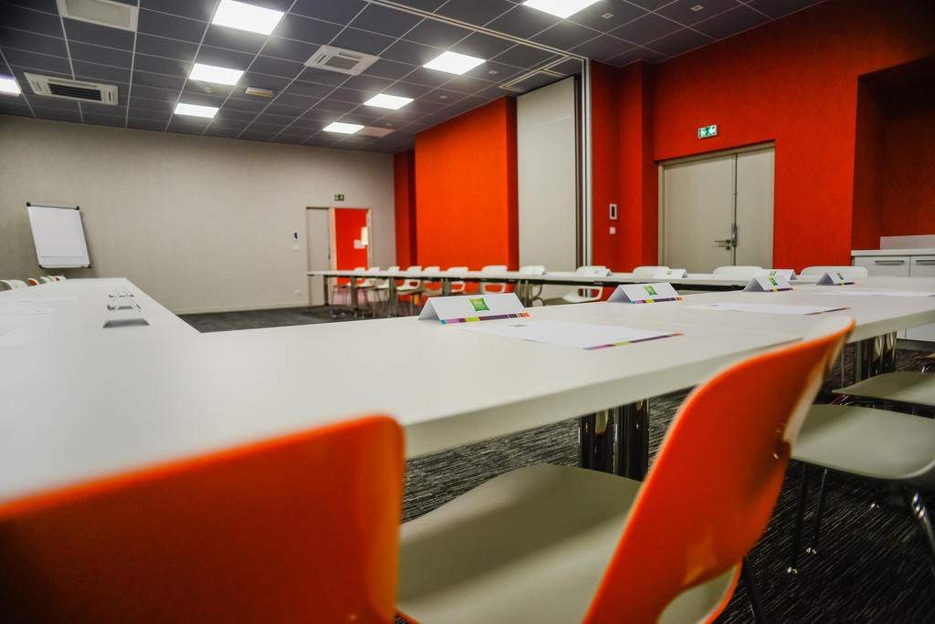 Ibis Styles Poitiers Centre Hotel Exterior photo